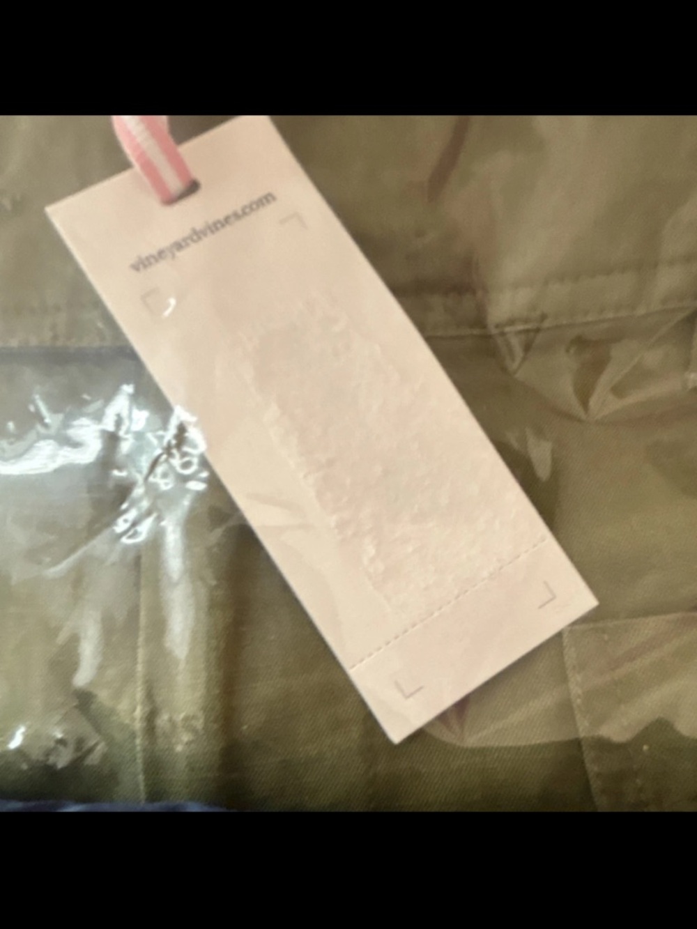 Women’s Vineyard Vines Camp Olive Shorts size 10 with new bag - Picture 6 of 7